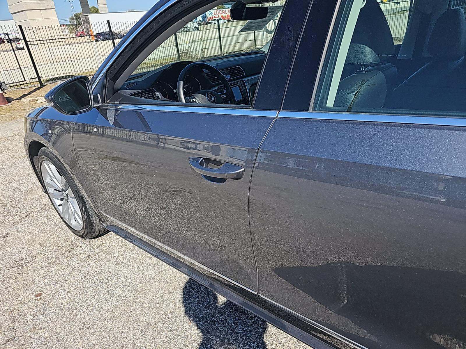 2016 Volkswagen Passat 1.8T SEL FWD