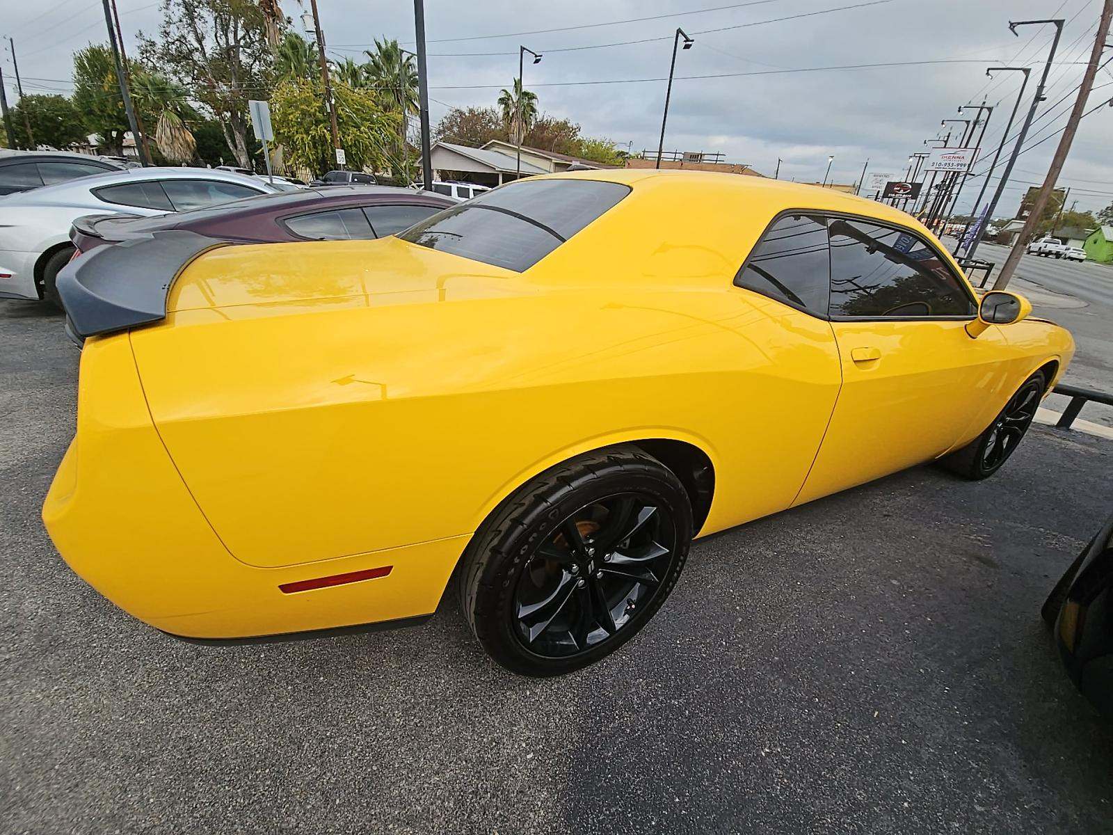 2018 Dodge Challenger R/T RWD