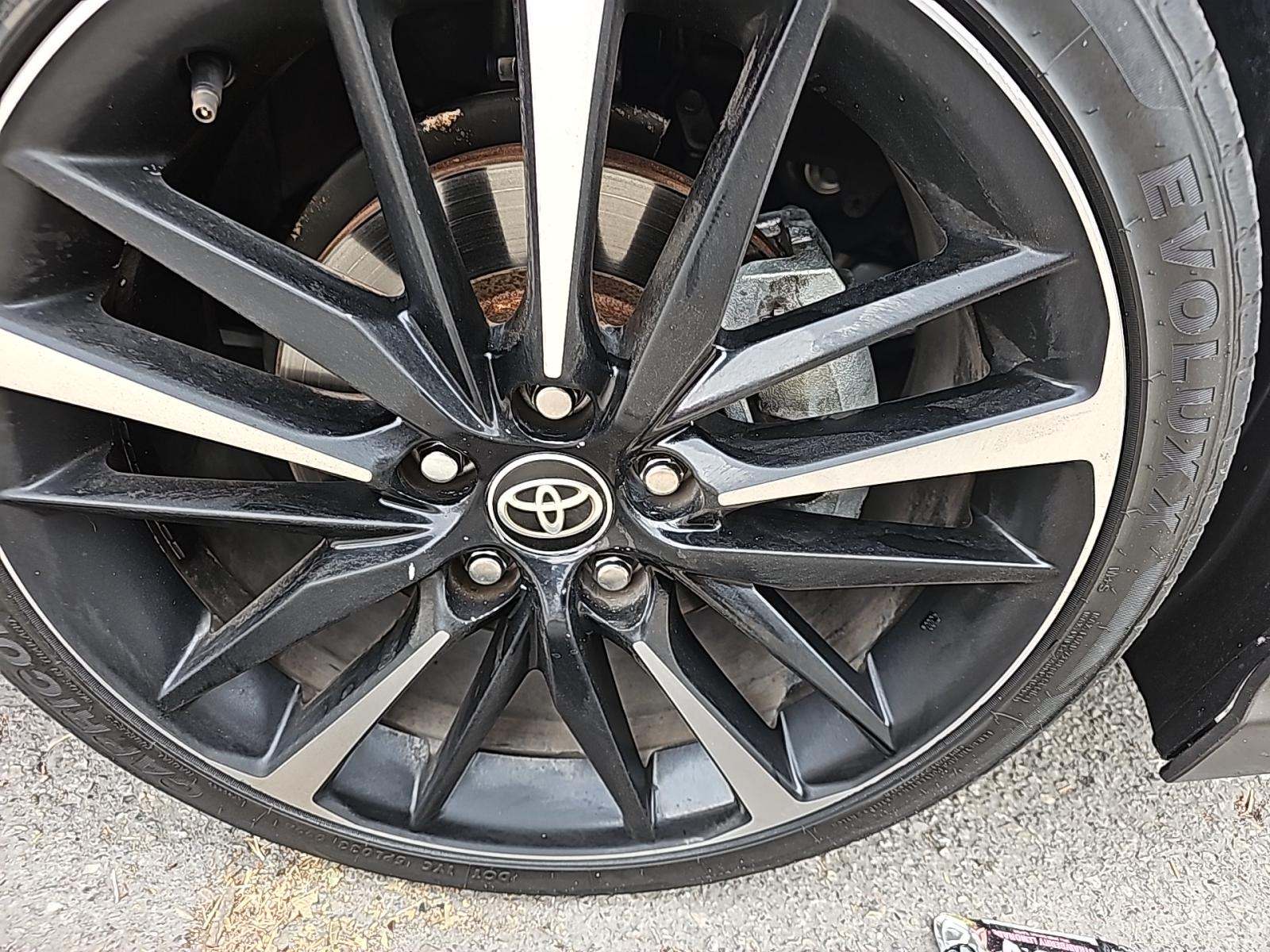 2020 Toyota Camry XSE FWD
