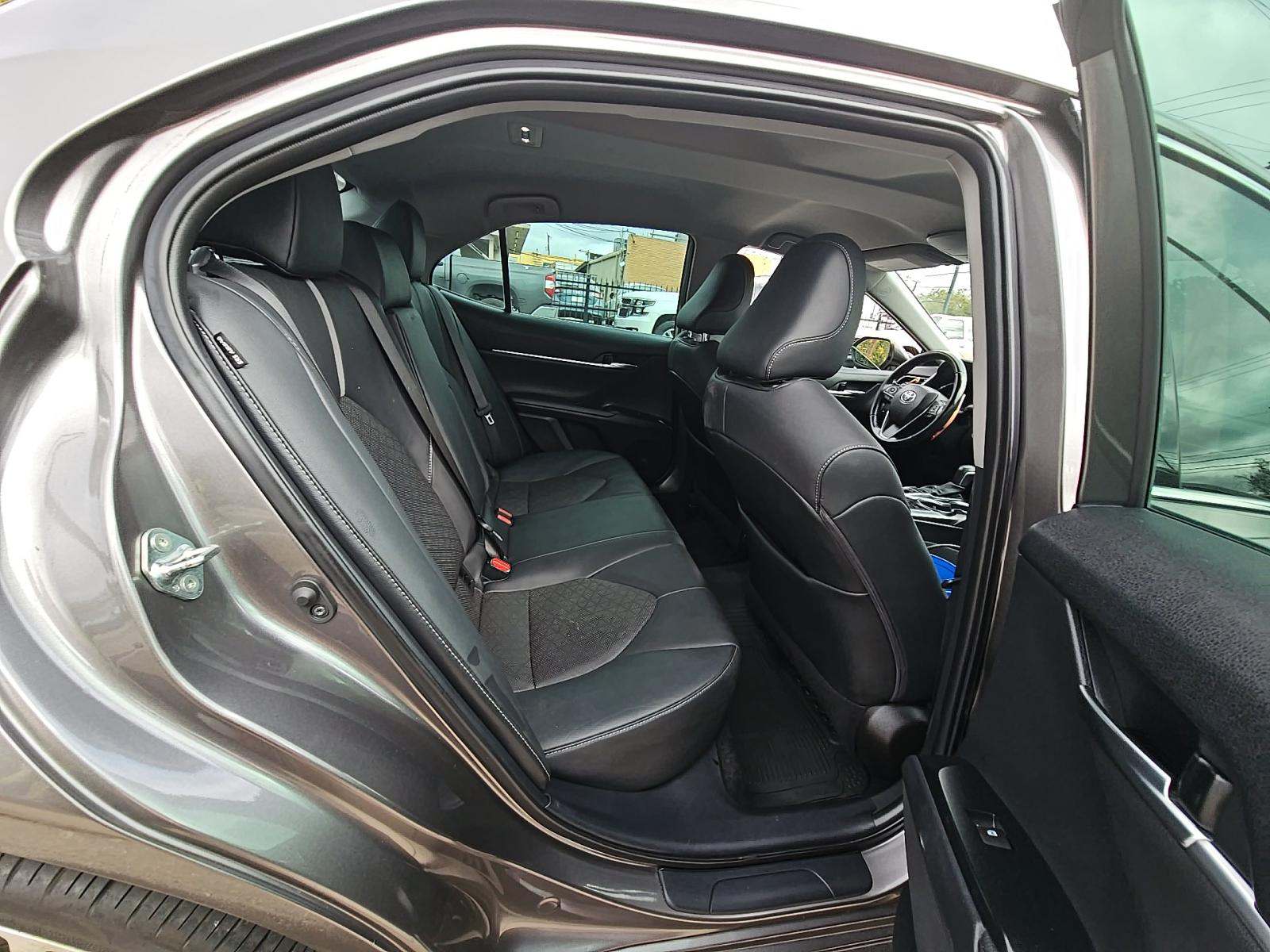 2020 Toyota Camry XSE FWD