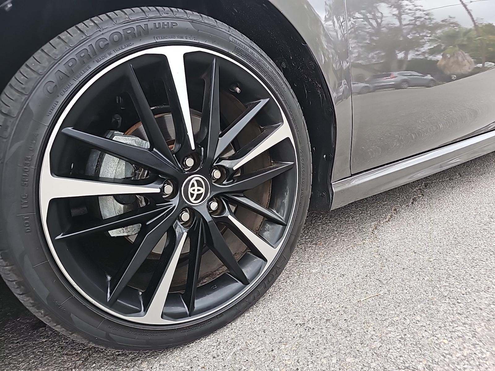2020 Toyota Camry XSE FWD