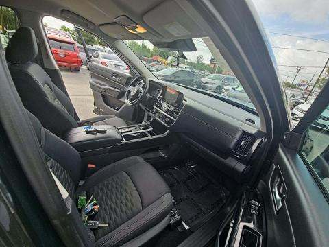 2022 Nissan Pathfinder SV FWD