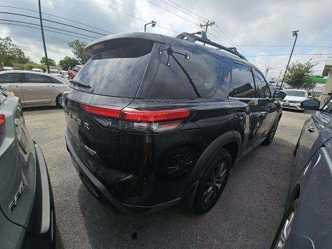 2022 Nissan Pathfinder SV FWD