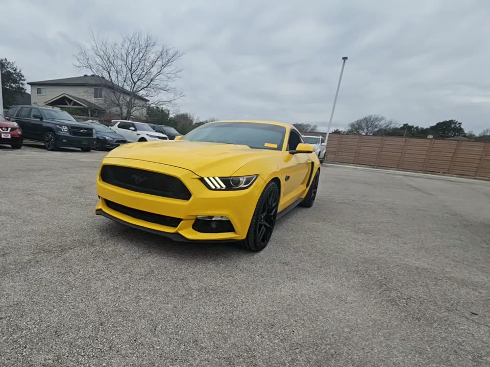 2015 Ford Mustang GT Premium RWD