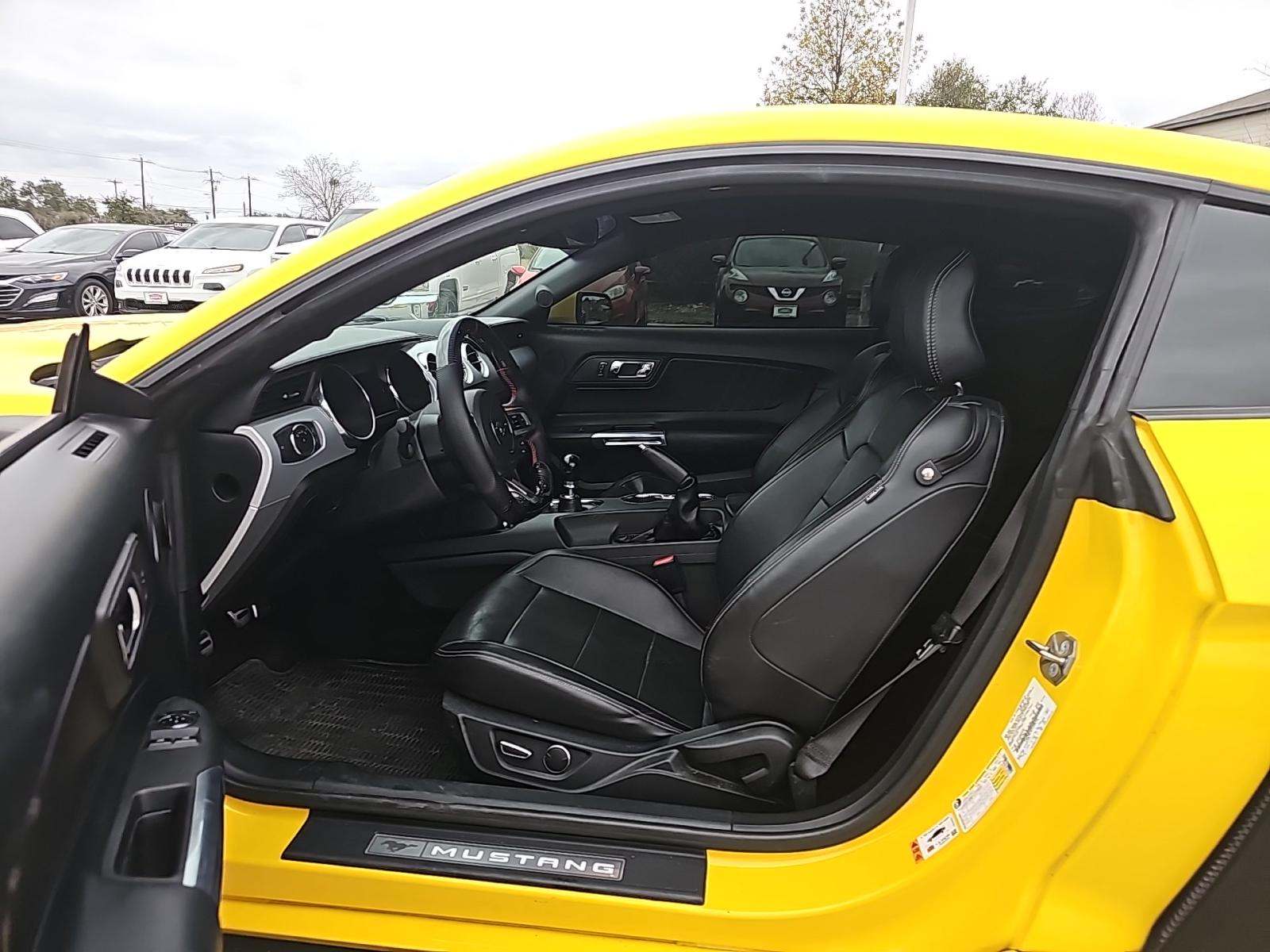2015 Ford Mustang GT Premium RWD