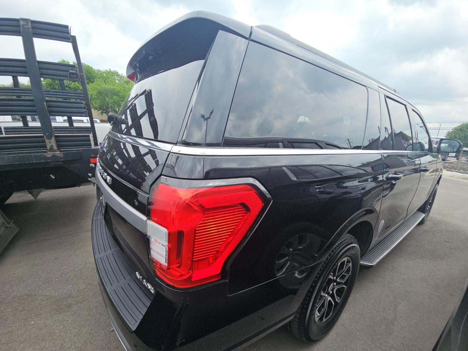 FORD EXPEDITION MAX - 3