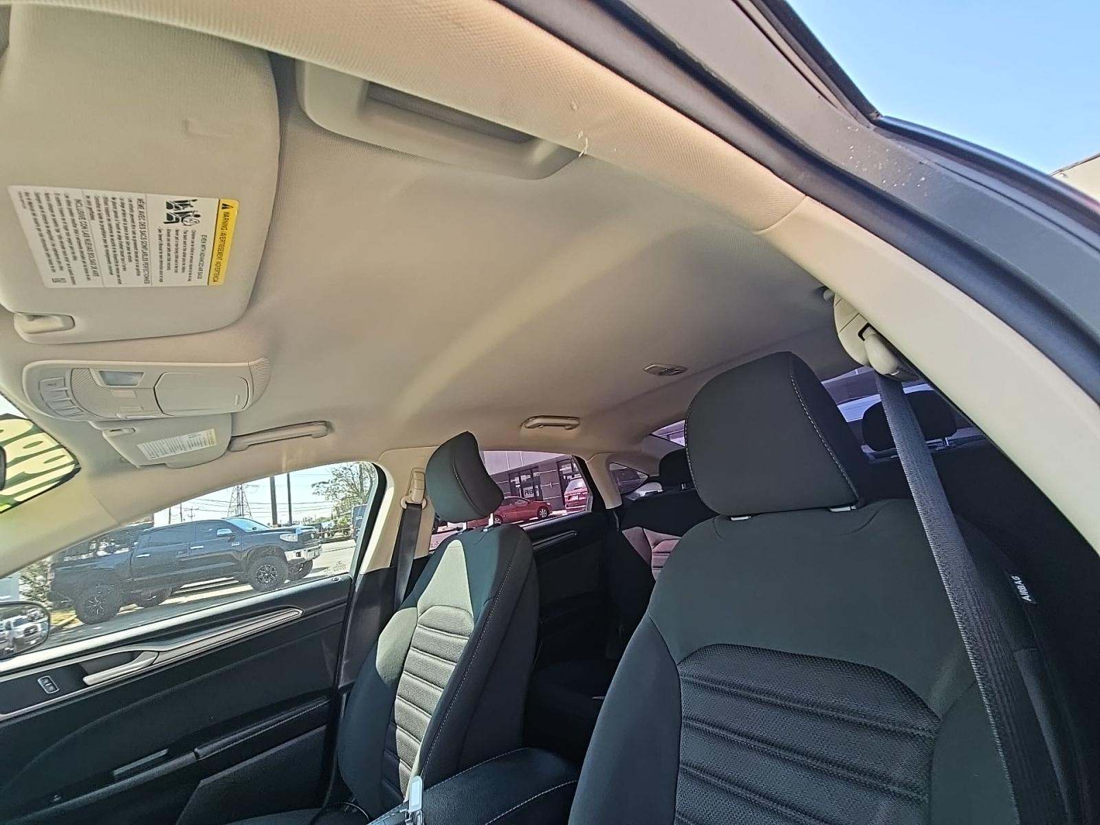 2017 Ford Fusion SE FWD