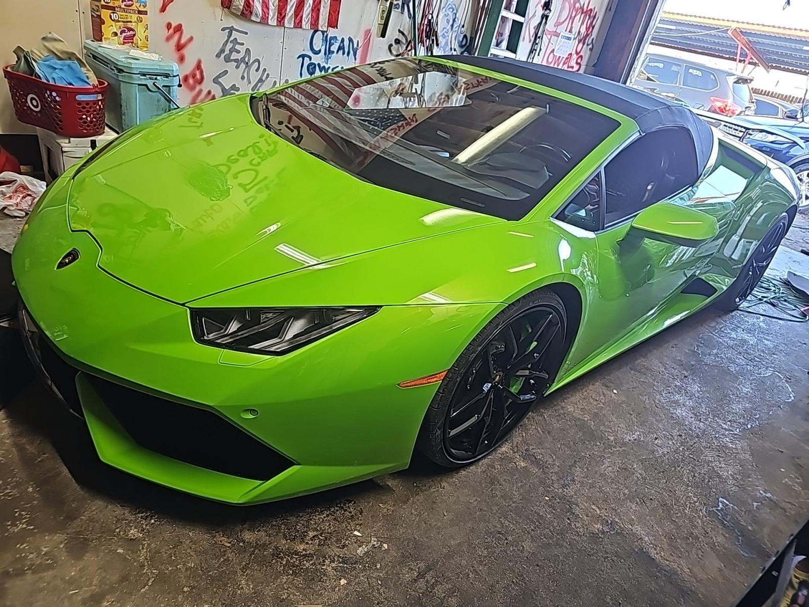 2017 Lamborghini Huracan LP 610-4 AWD