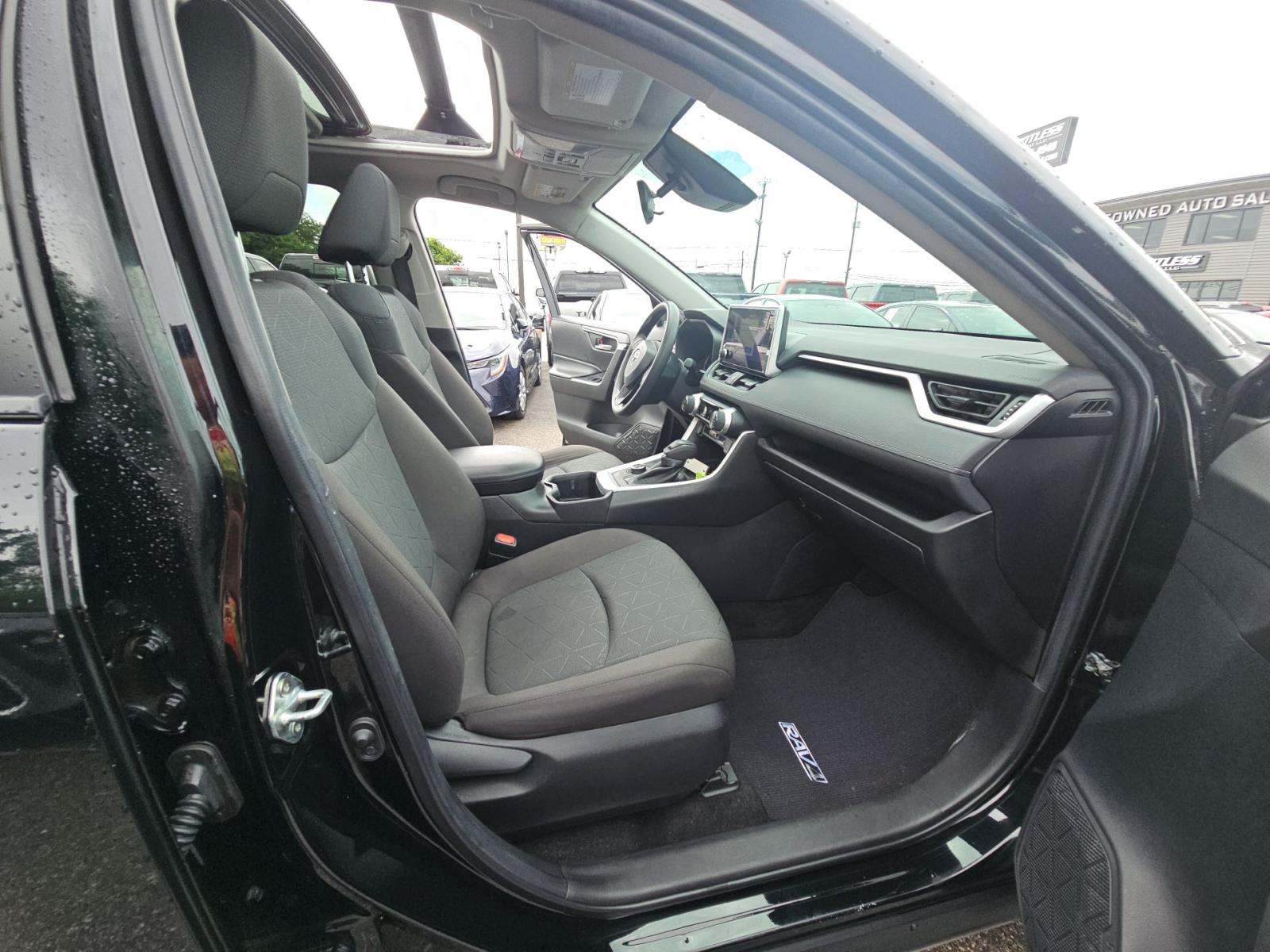 2023 Toyota RAV4 Hybrid XLE AWD