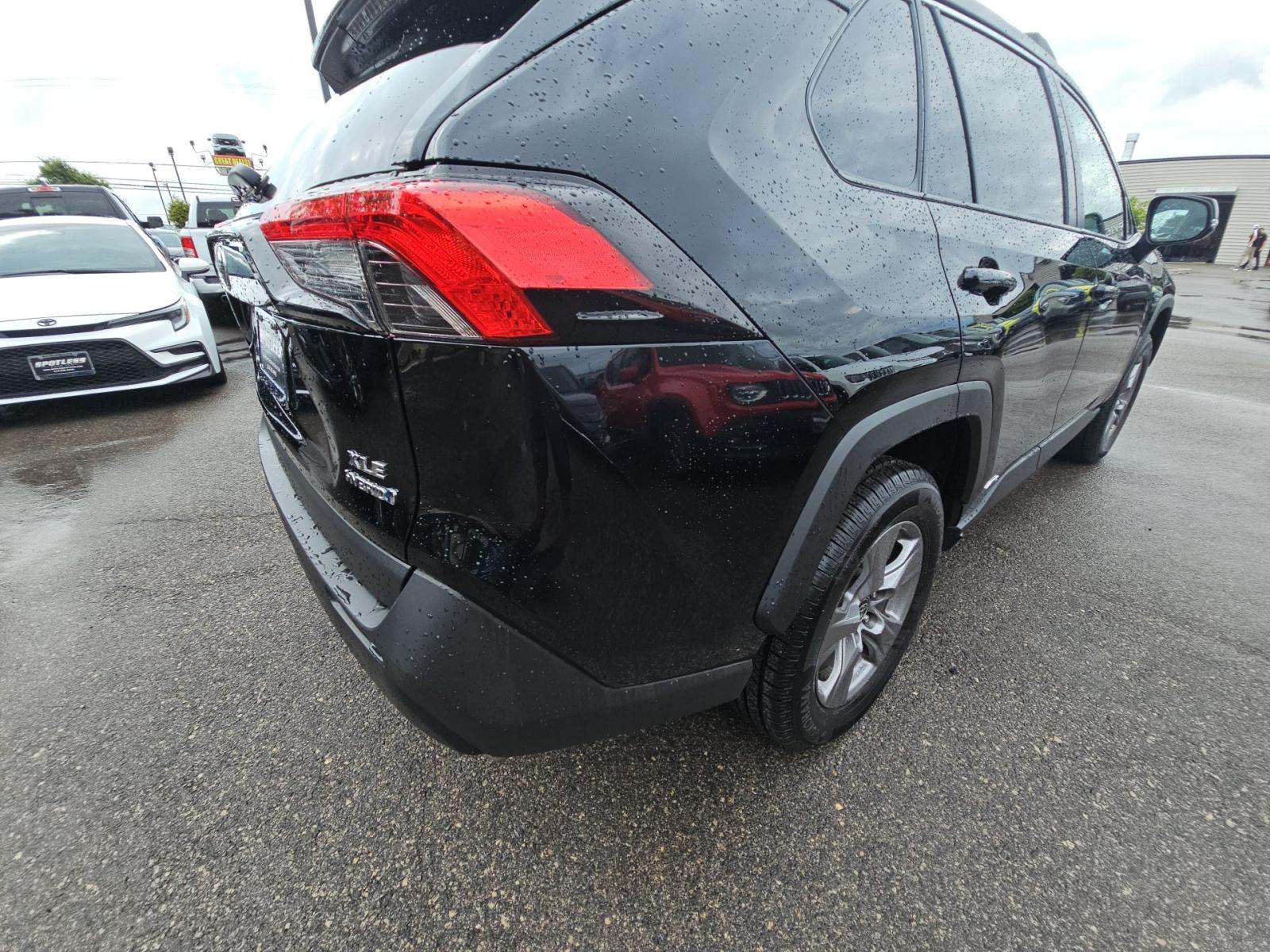2023 Toyota RAV4 Hybrid XLE AWD
