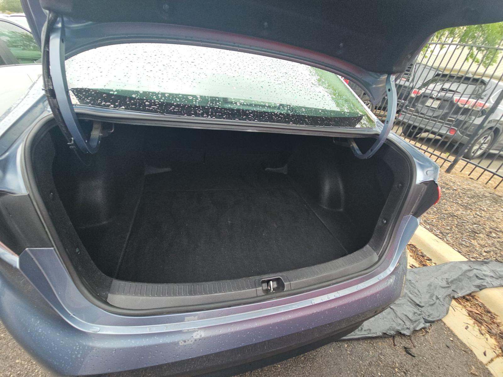 2024 Toyota Corolla LE FWD