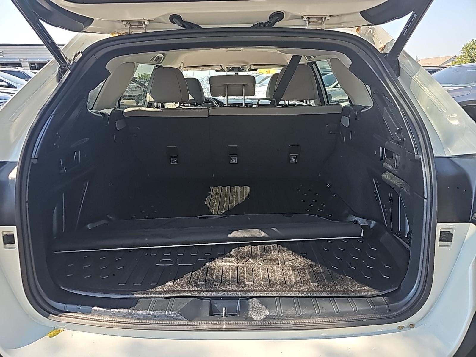 2023 Subaru Outback Premium AWD