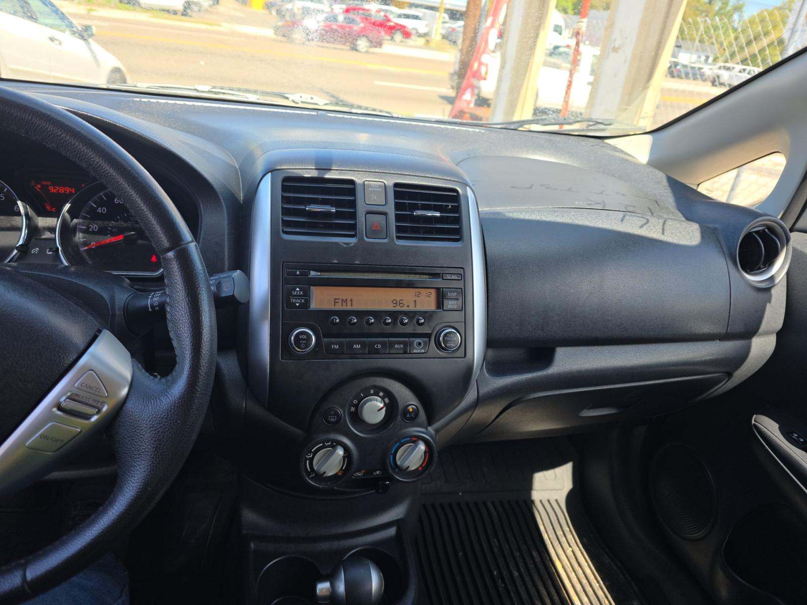 NISSAN VERSA NOTE - 10