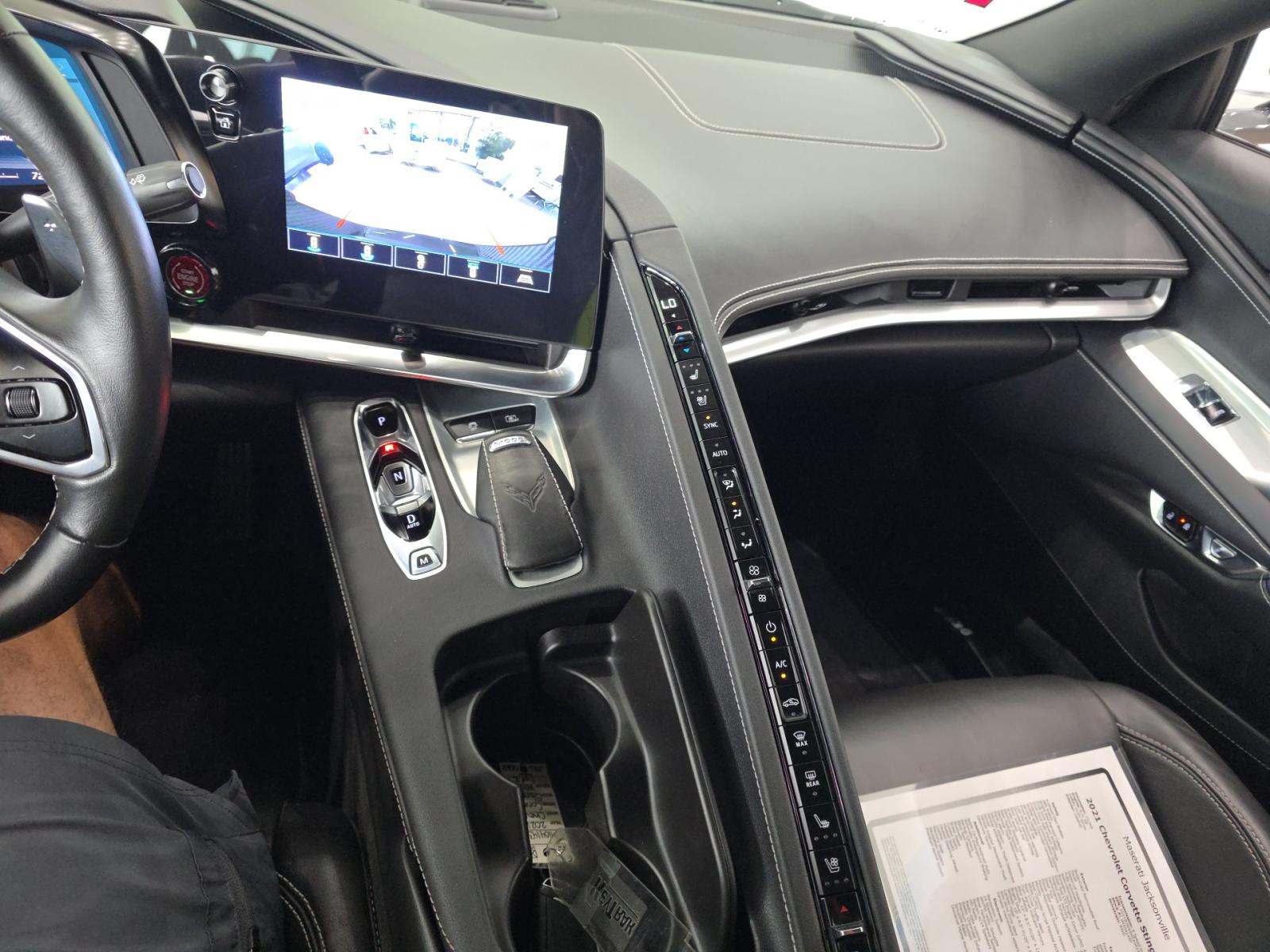 CHEVROLET STINGRAY - 10