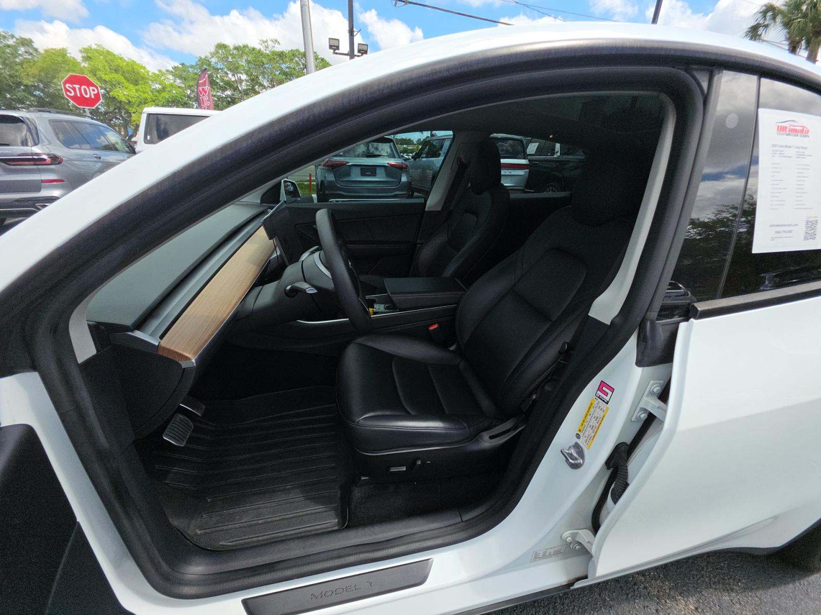 TESLA MODEL Y - 2