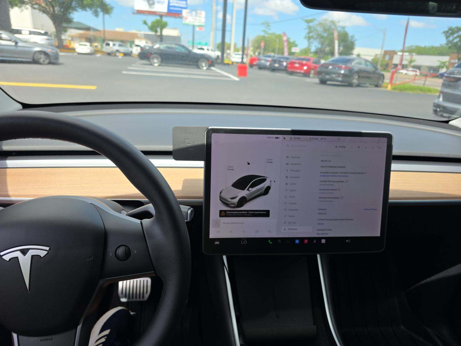 TESLA MODEL Y - 6