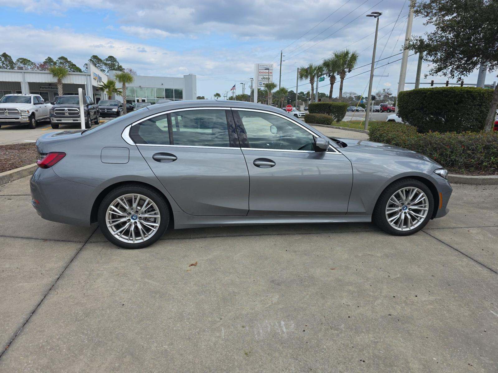 2024 BMW 3 Series 330e RWD