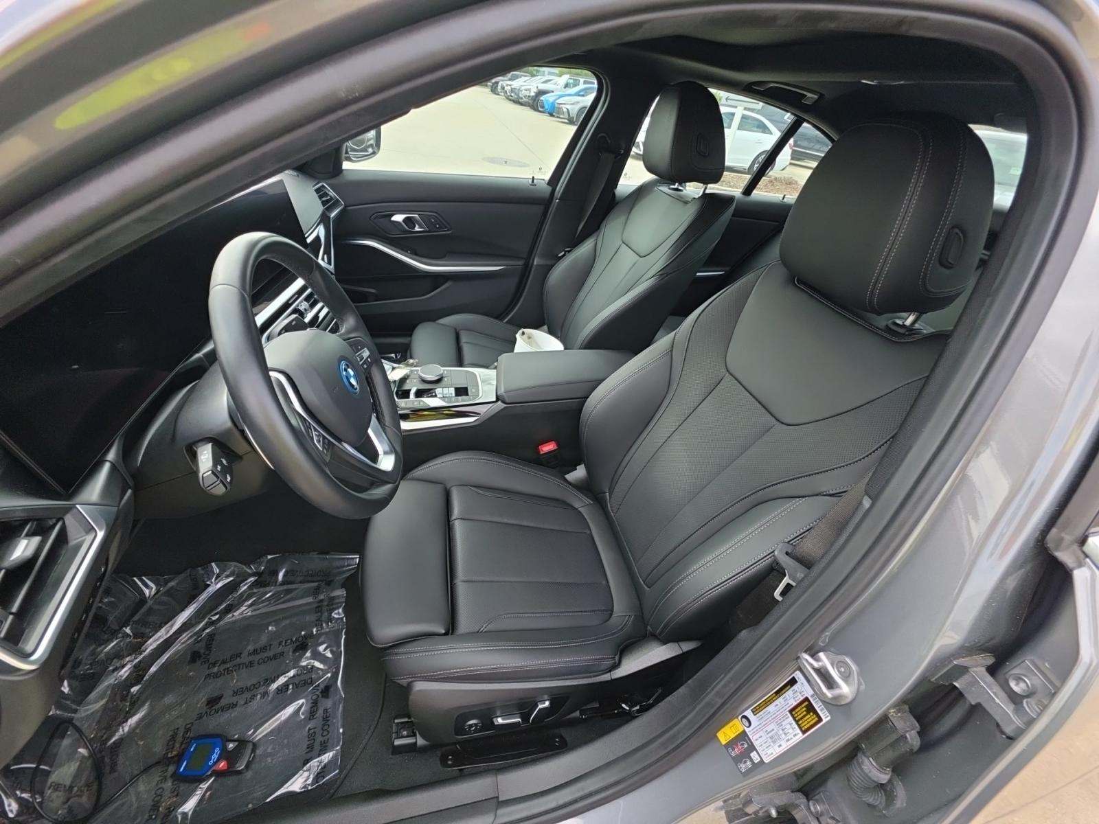 2024 BMW 3 Series 330e RWD