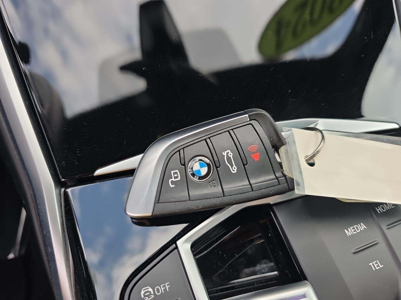 2024 BMW 3 Series 330e RWD