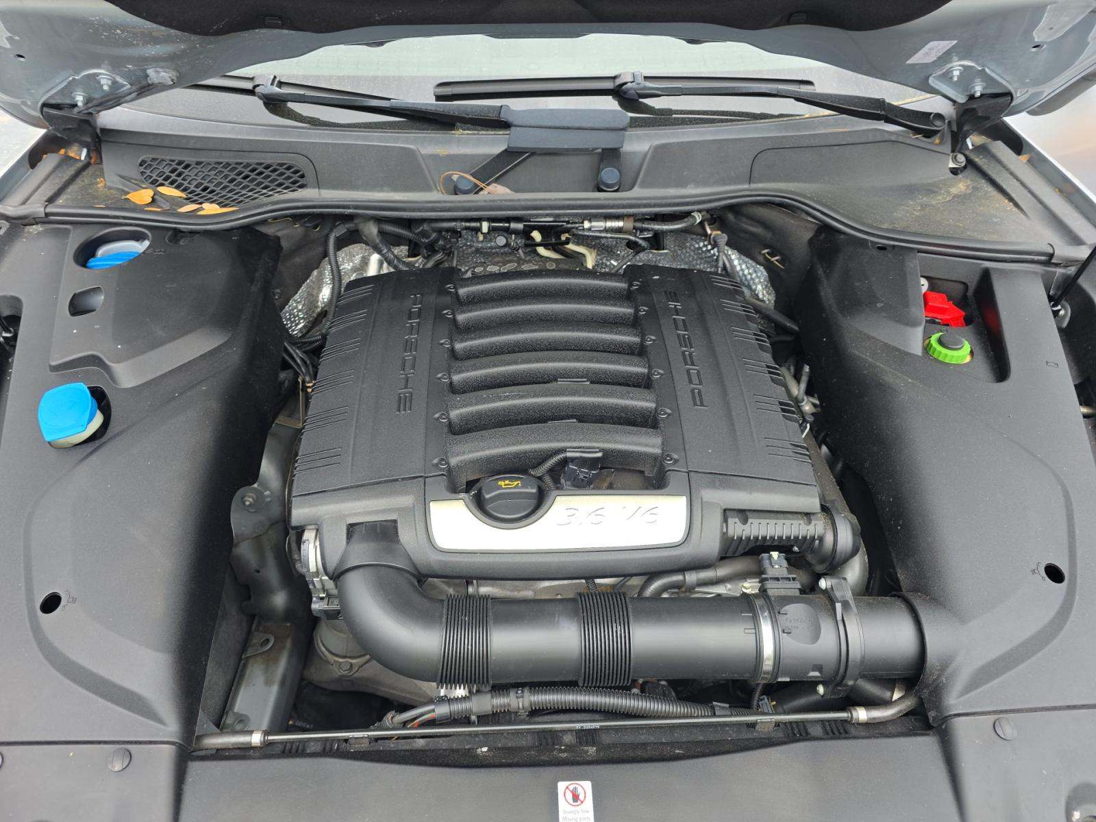 2017 Porsche Cayenne Platinum Edition AWD