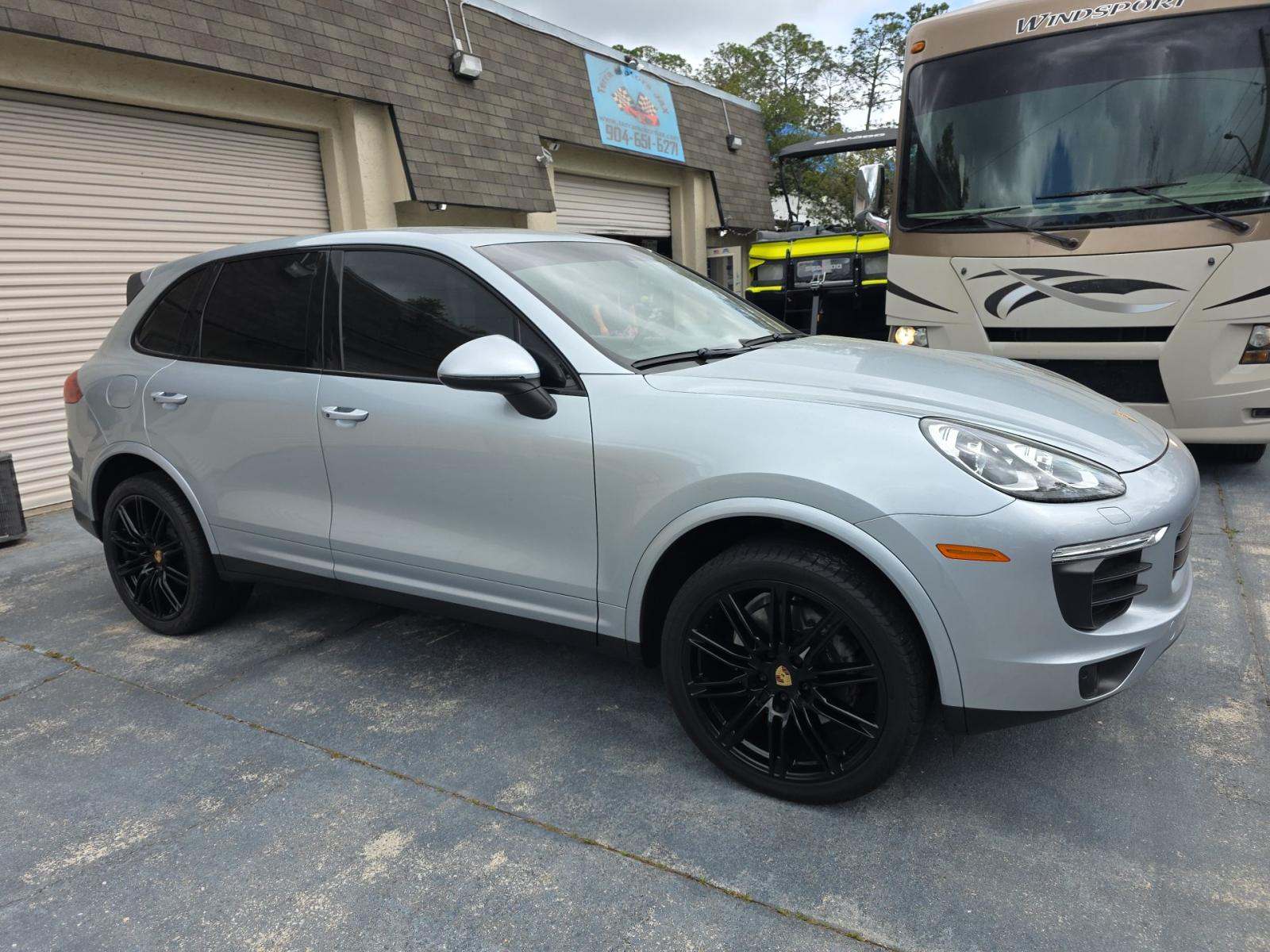 2017 Porsche Cayenne Platinum Edition AWD