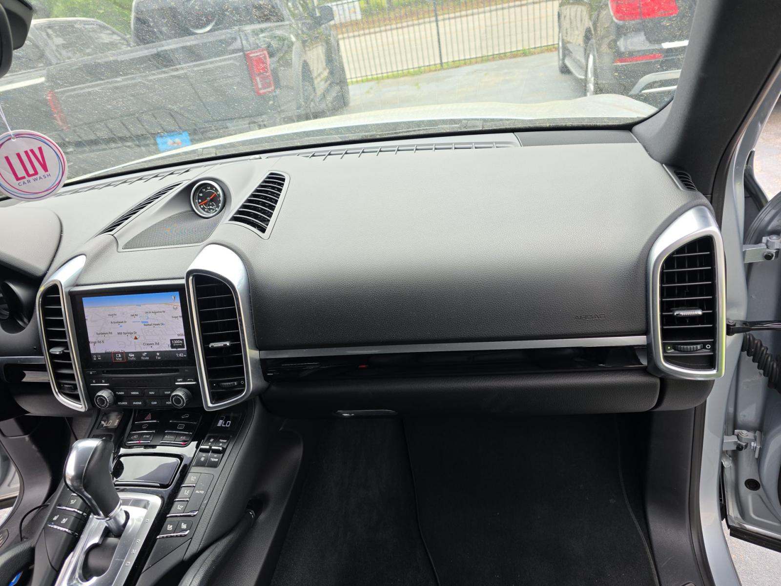 2017 Porsche Cayenne Platinum Edition AWD