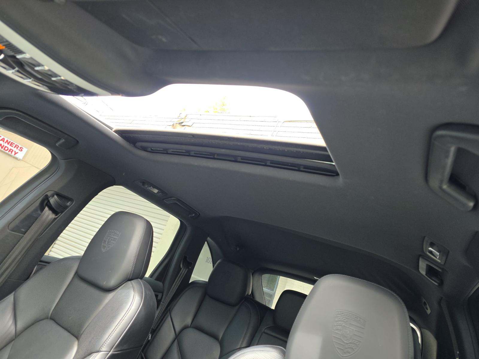 2017 Porsche Cayenne Platinum Edition AWD