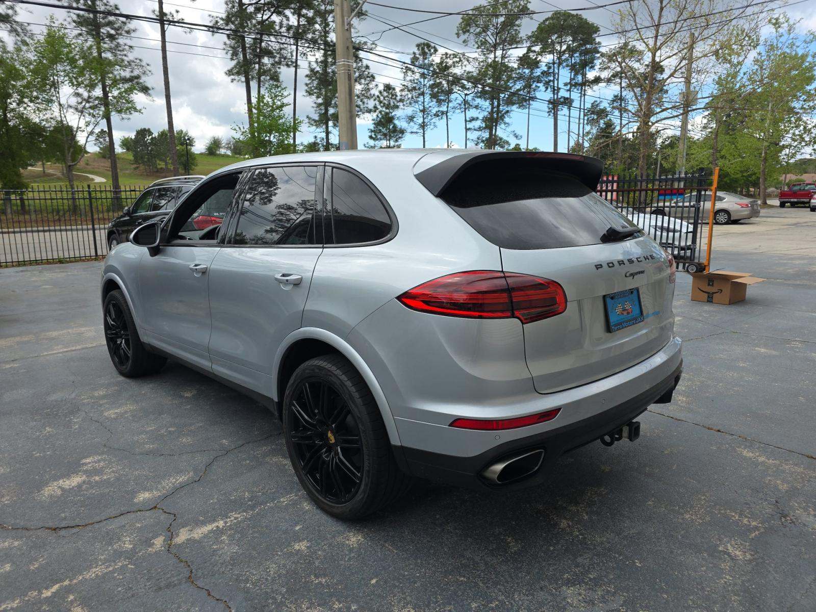 2017 Porsche Cayenne Platinum Edition AWD