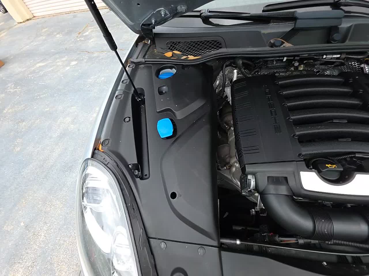 2017 Porsche Cayenne Platinum Edition AWD