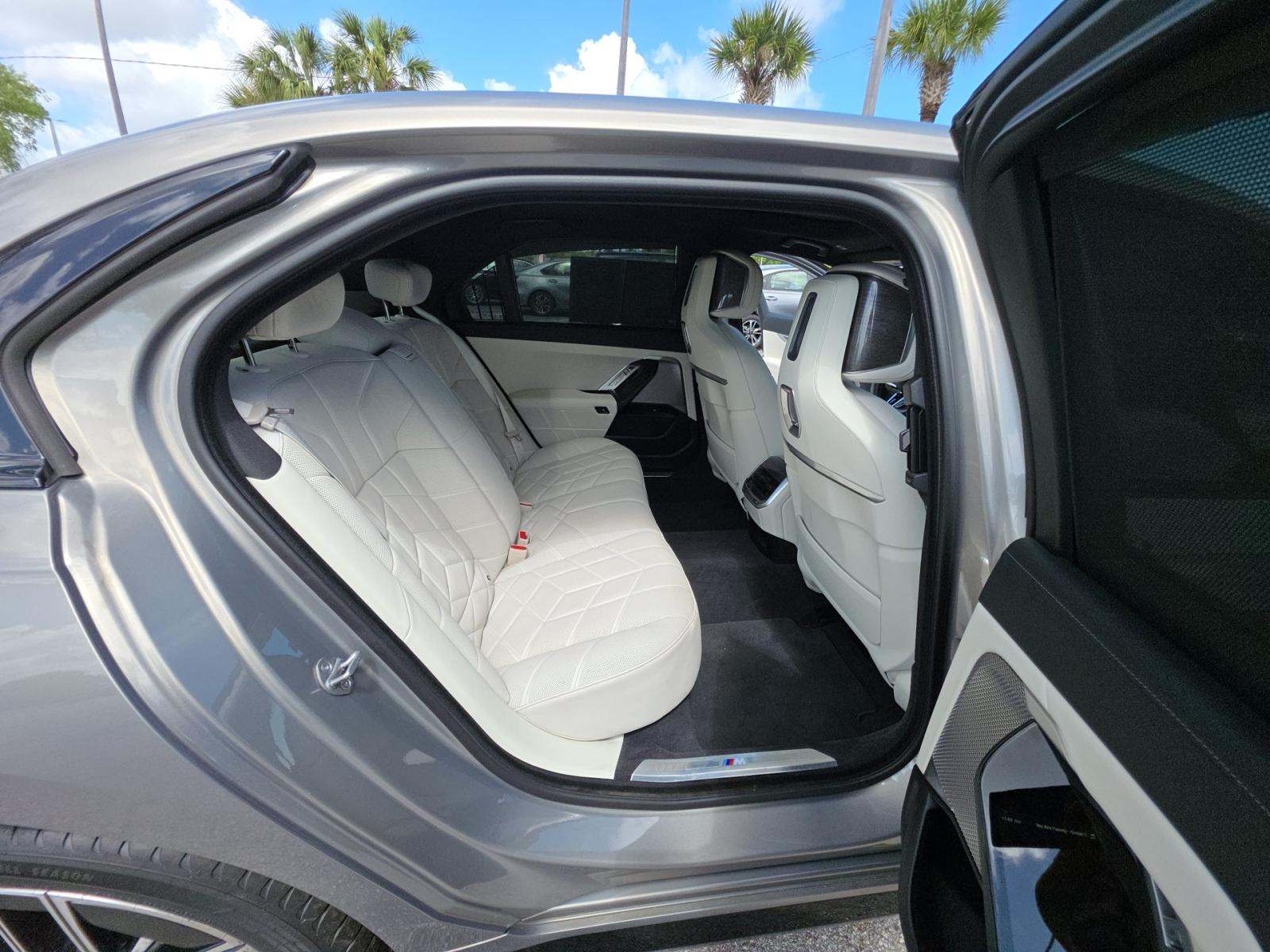 2024 BMW 7 Series 740i xDrive AWD