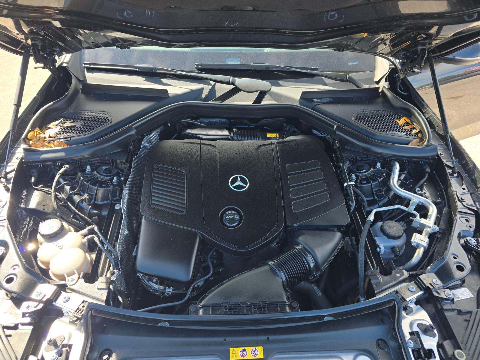 2024 Mercedes-Benz GLC GLC 300 RWD