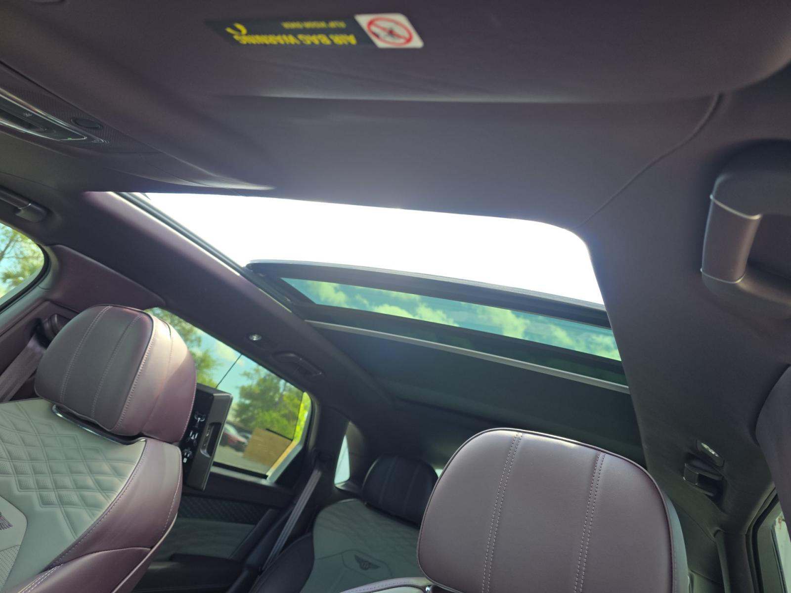 2023 Bentley Bentayga EWB Base AWD