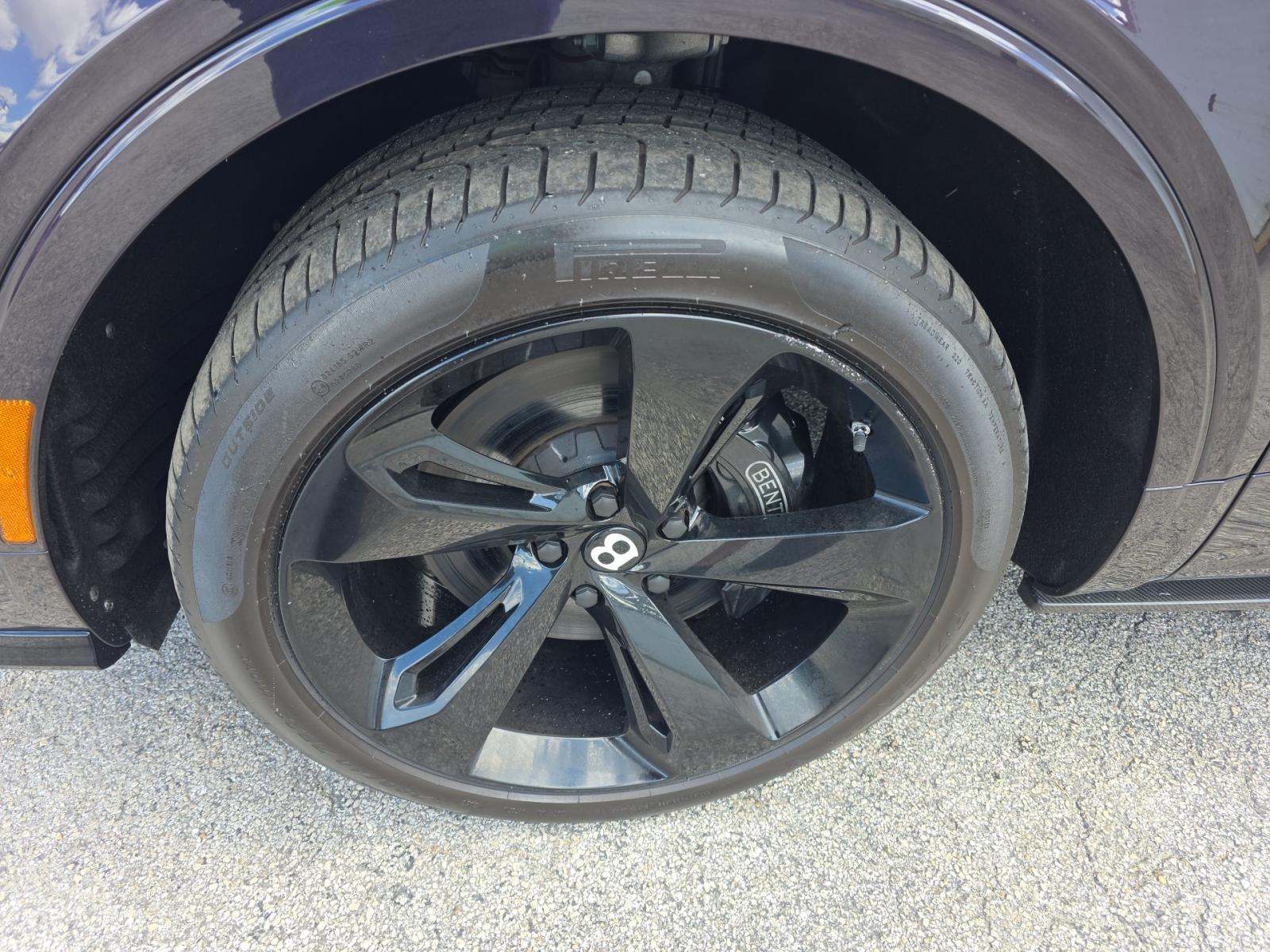 2023 Bentley Bentayga EWB Base AWD