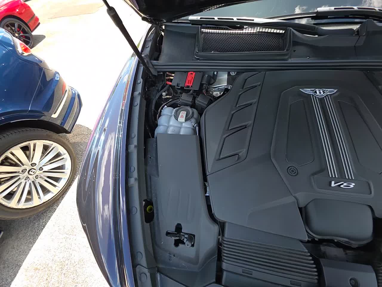 2023 Bentley Bentayga EWB Base AWD