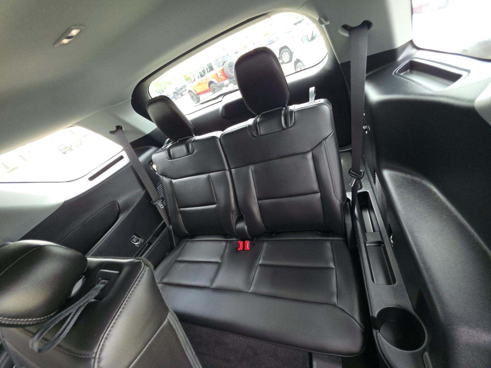 FORD EXPLORER - 10