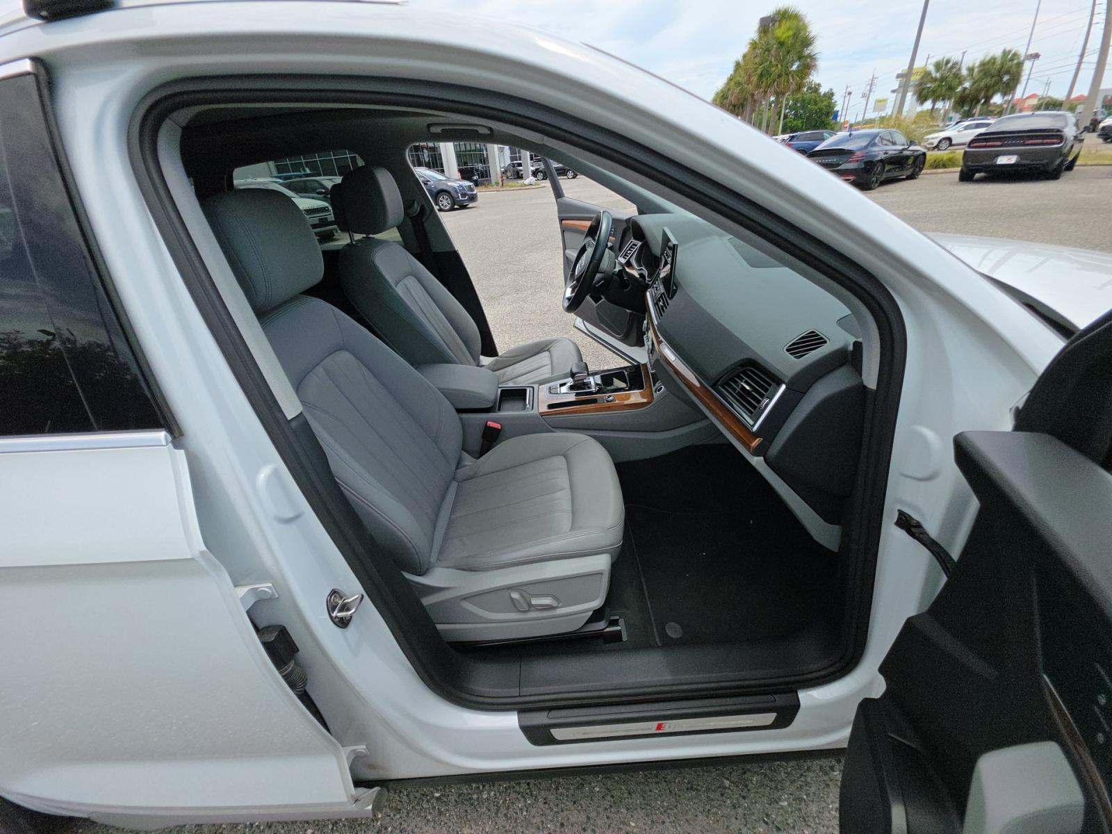 2022 Audi Q5 S line Premium Plus AWD