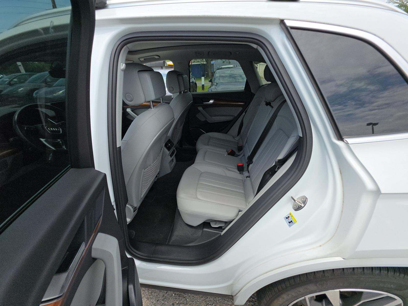 2022 Audi Q5 S line Premium Plus AWD
