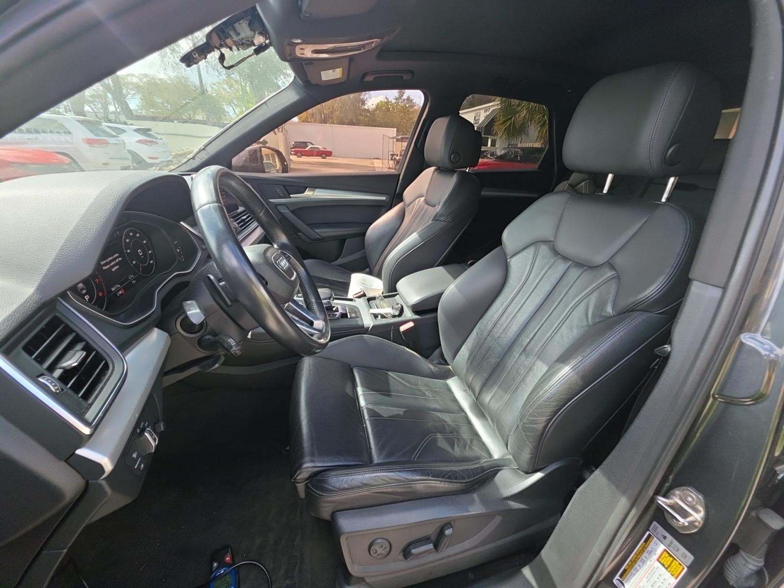 2020 Audi Q5 Titanium Premium Plus AWD