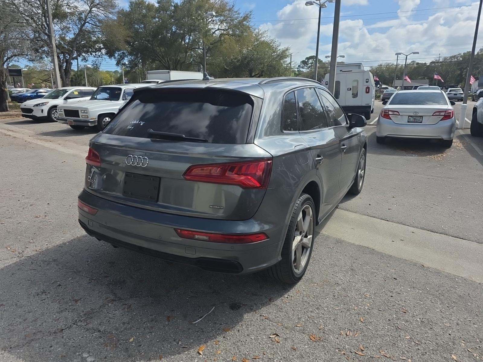 2020 Audi Q5 Titanium Premium Plus AWD