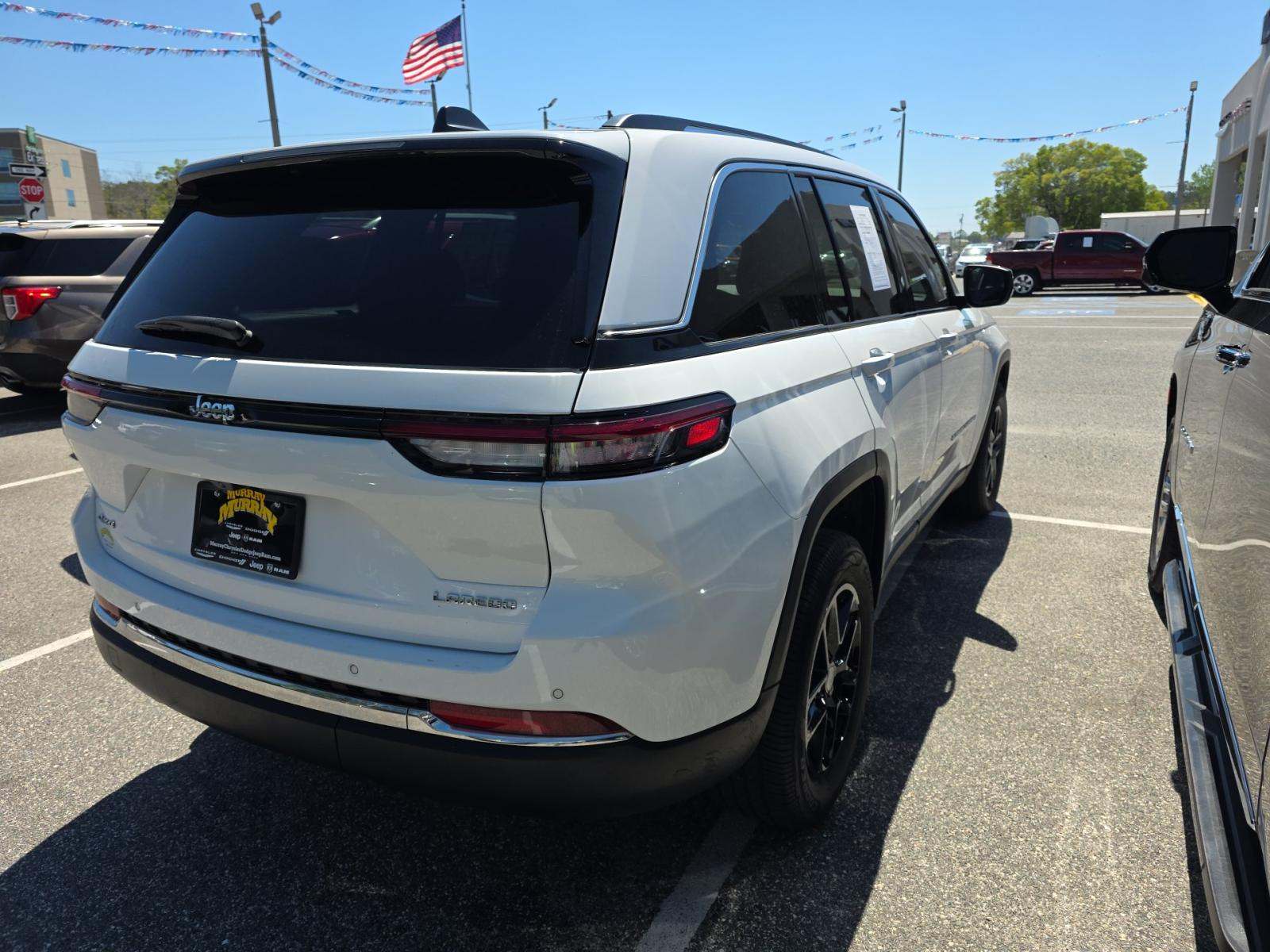 JEEP GRAND CHEROKEE - 3