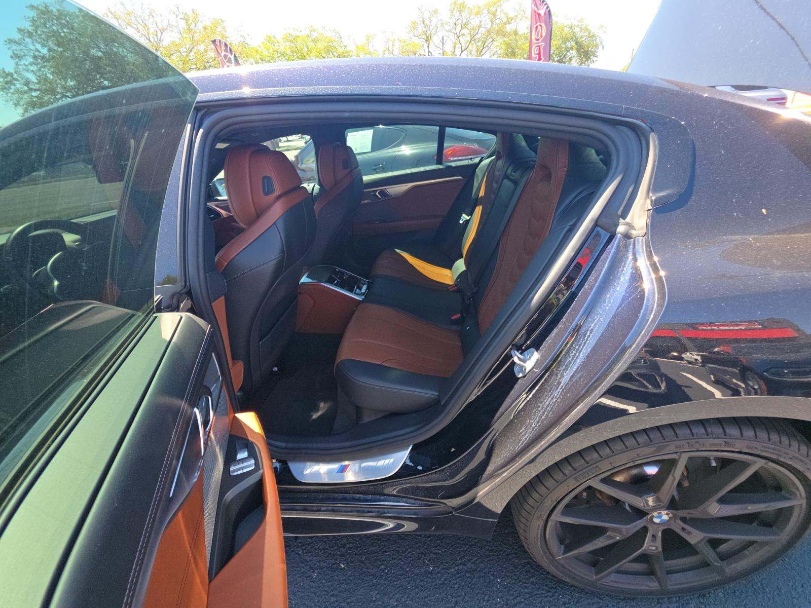2024 BMW 8 Series 840i RWD