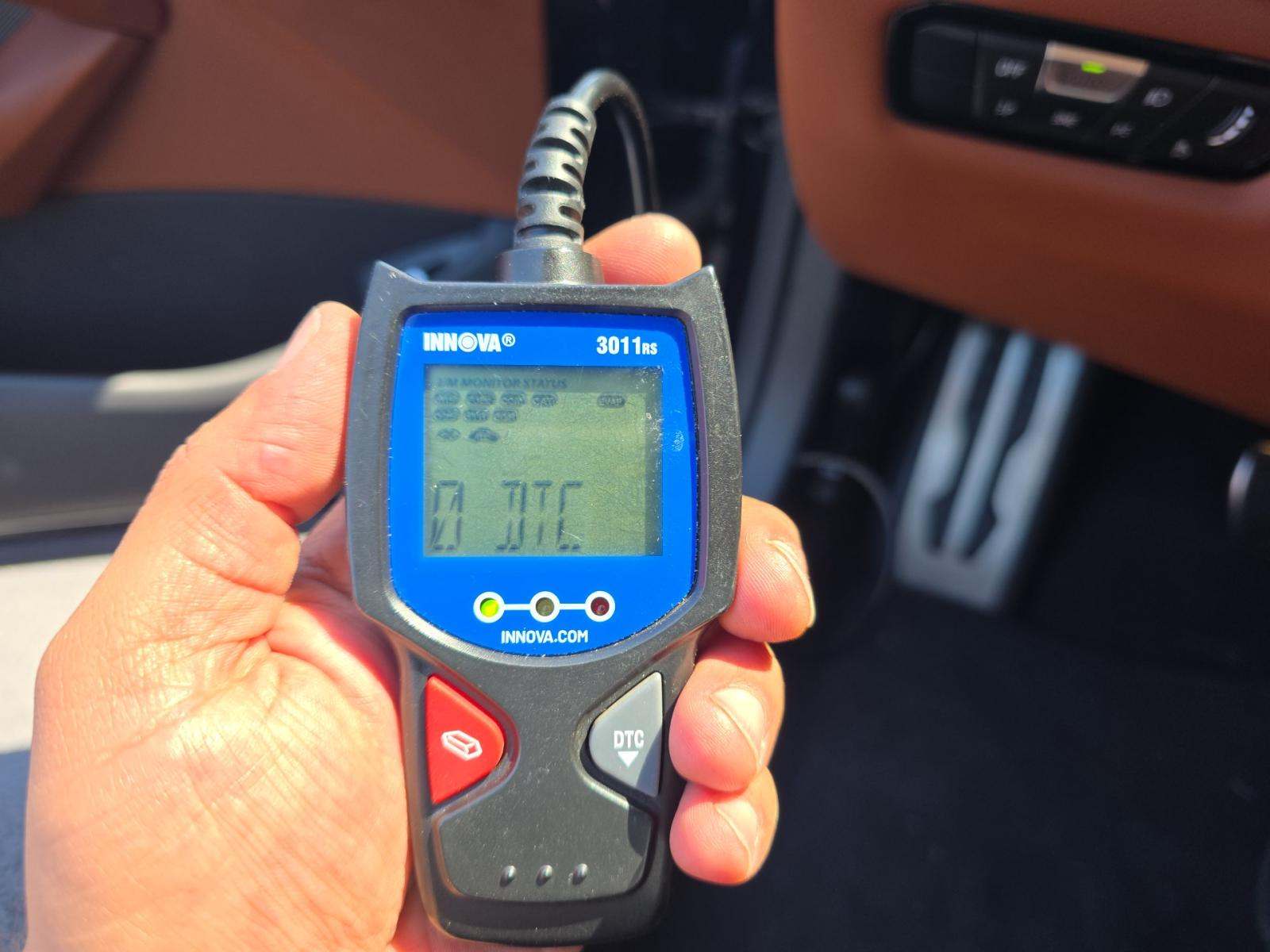 2024 BMW 8 Series 840i RWD
