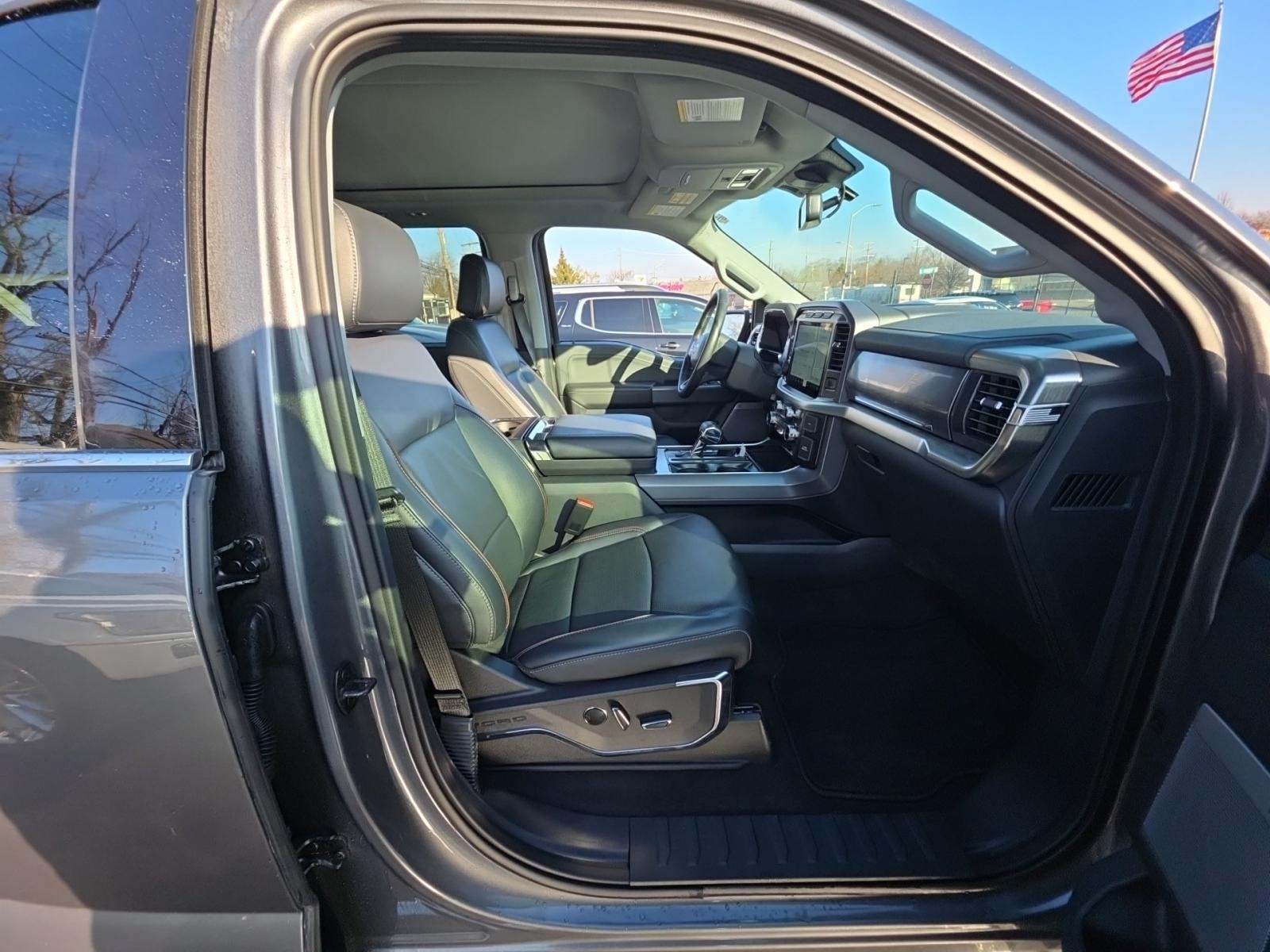 2023 Ford F-150 Lariat AWD