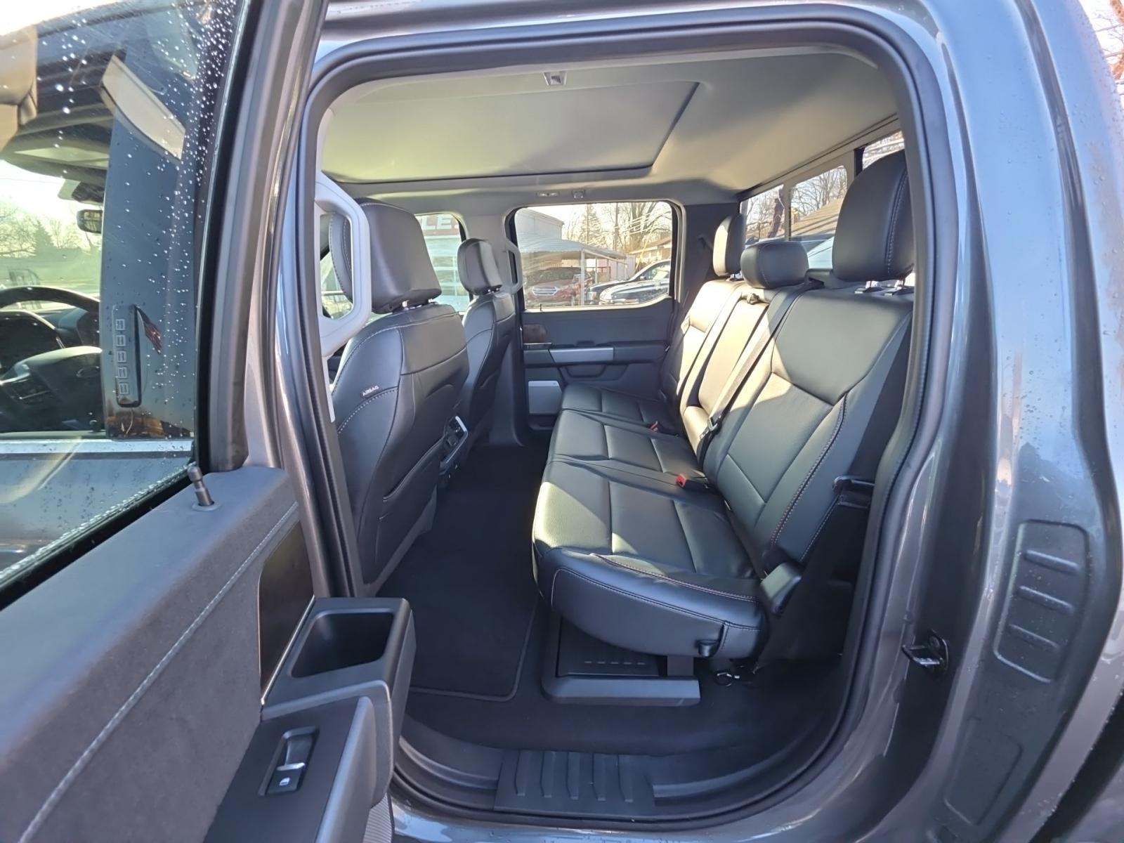 2023 Ford F-150 Lariat AWD