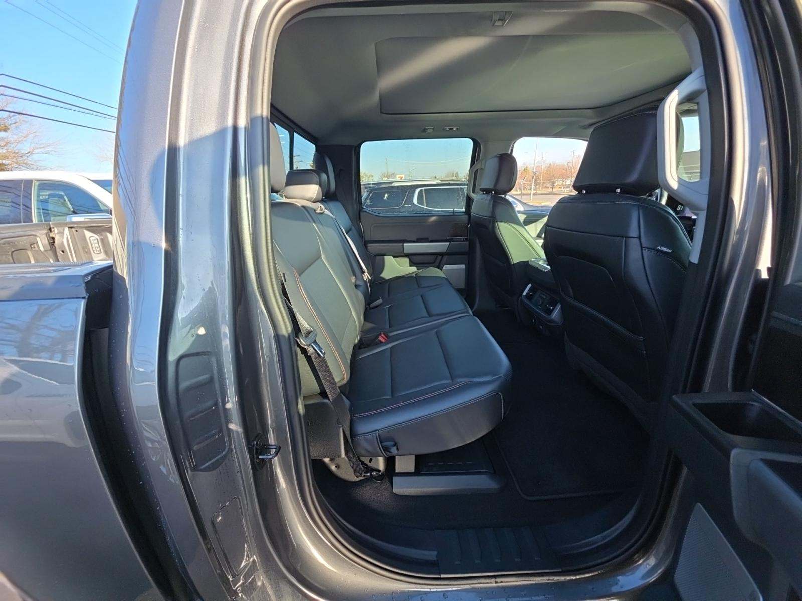 2023 Ford F-150 Lariat AWD