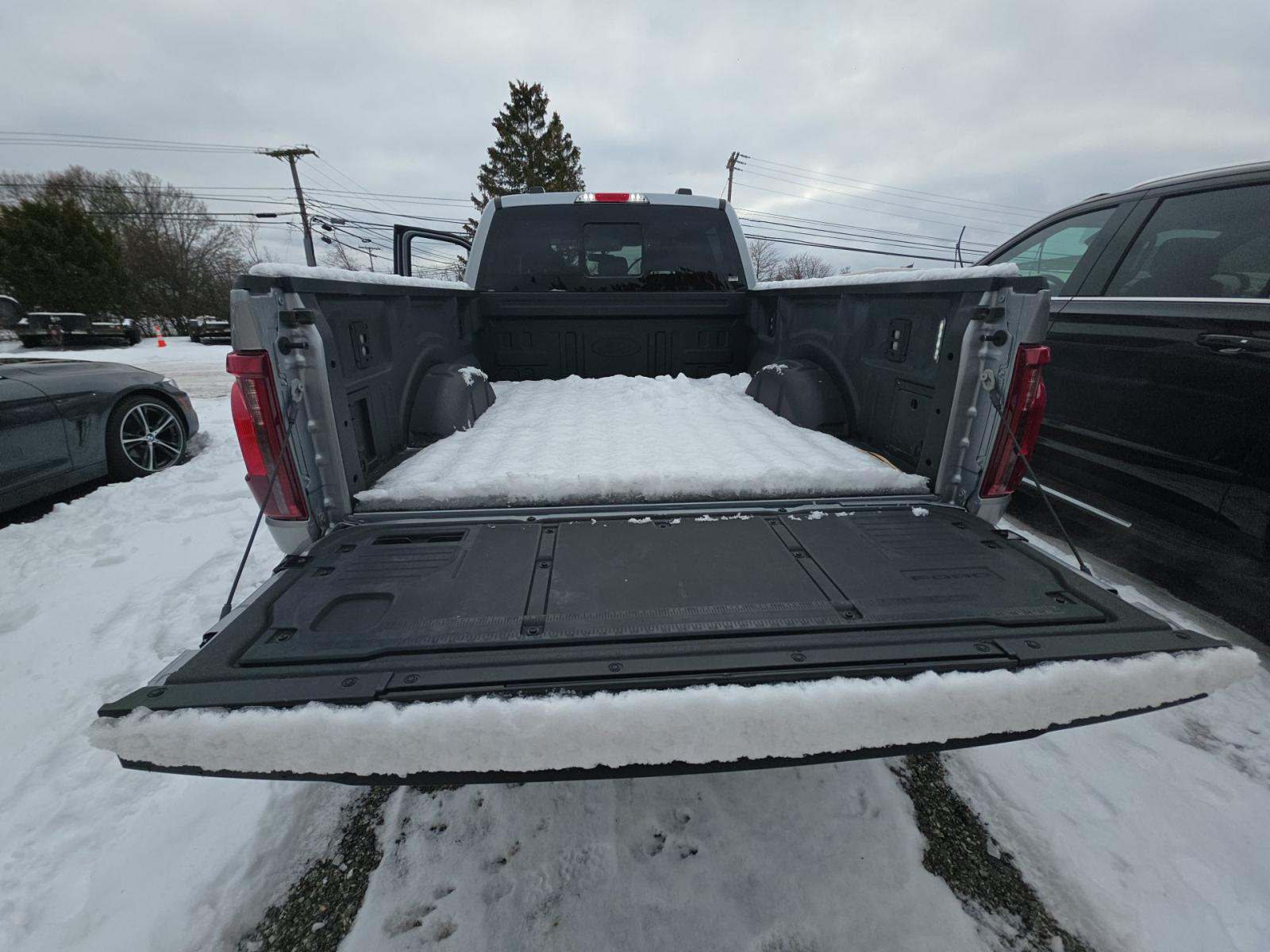 2024 Ford F-150 XLT AWD