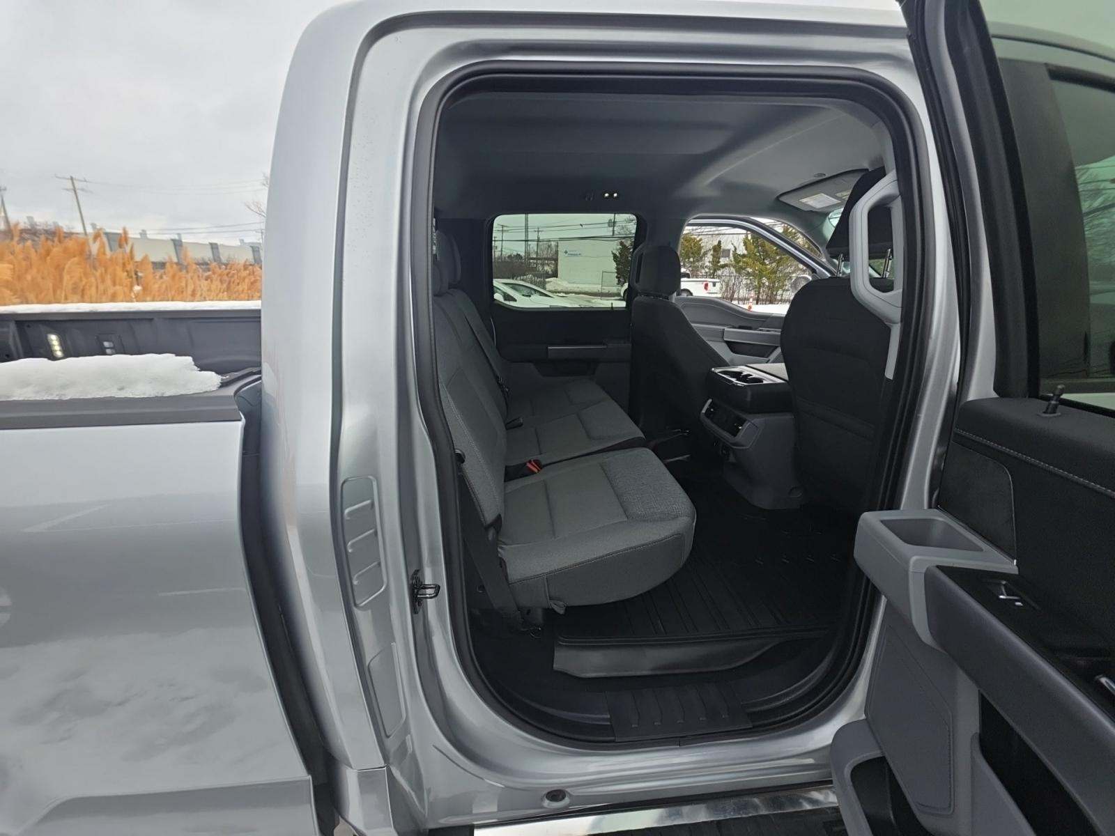 2024 Ford F-150 XLT AWD