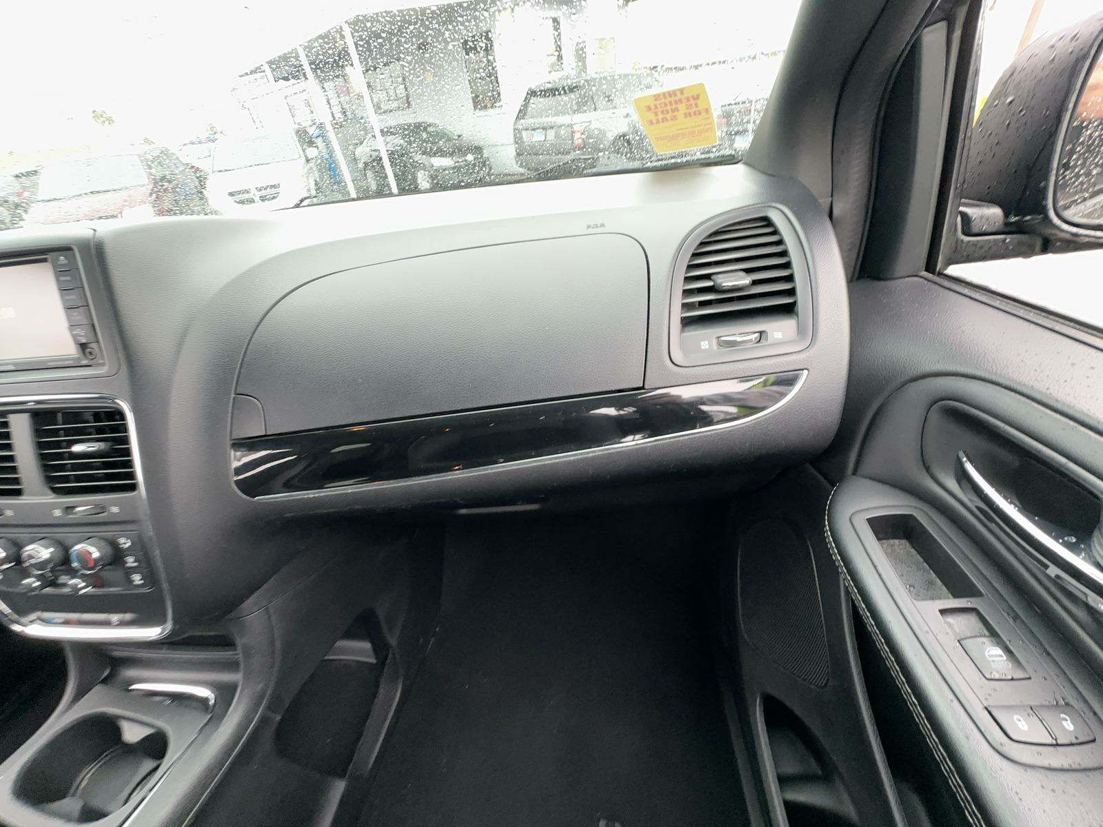 2017 Dodge Grand Caravan SXT FWD