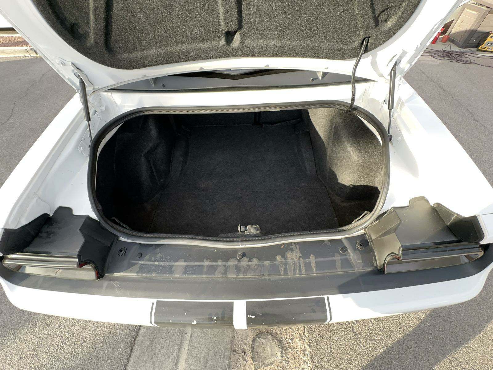 2015 Dodge Challenger SRT 392 RWD