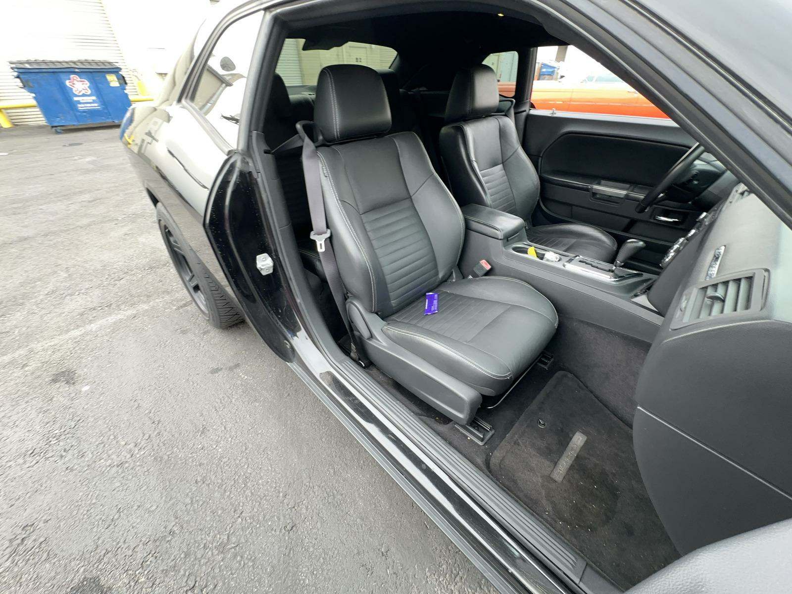 2011 Dodge Challenger R/T Classic RWD